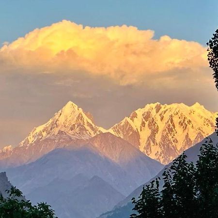 Backpackers Stories By Old Hunza Inn Karimabad  Exterior photo