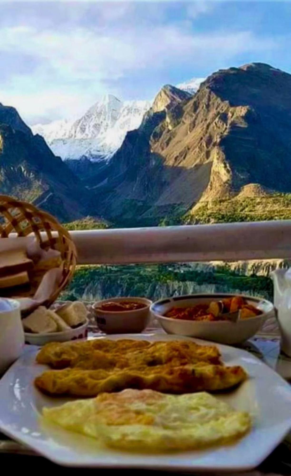 Backpackers Stories By Old Hunza Inn Karimabad  Exterior photo